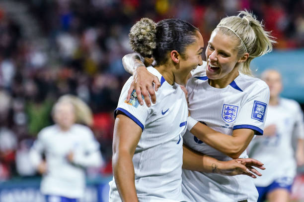 家德比中庆 家德比中庆