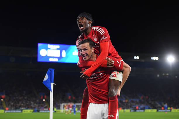 国乒队员对 国乒队员对